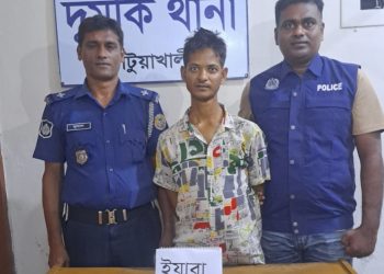 দুমকিতে ৩৫০ পিস ইয়াবাসহ এক যুবক গ্রেফতার