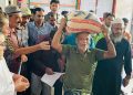 বাকেরগঞ্জে জেলেদের মধ্যে ভিজিএফের চাল বিতরণ