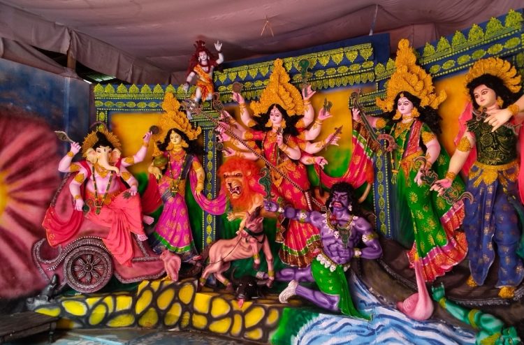 কাউখালীতে নিরাপত্তা ব্যবস্থার মধ্য দিয়ে শুরু হলো শারদীয় দুর্গোৎসব: ২৫ মণ্ডপে ১৫৮ আনসার মোতায়েন