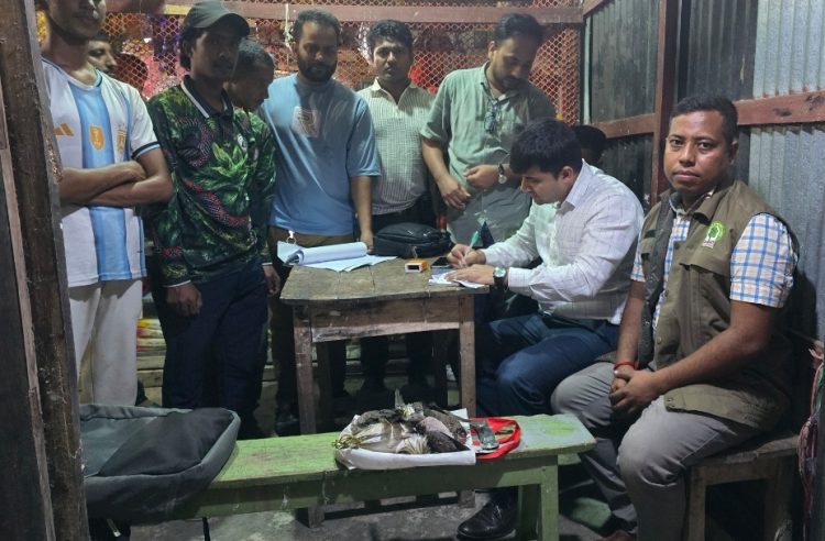 কলাপাড়ায় পাখি হত্যায় এক মাসের কারাদণ্ড, ১০ হাজার টাকা জরিমানা