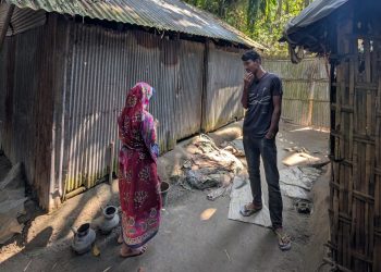 হাসনাবাদে ভূমিহীন প্রতিবন্ধীর মানবেতর জীবনযাপন
