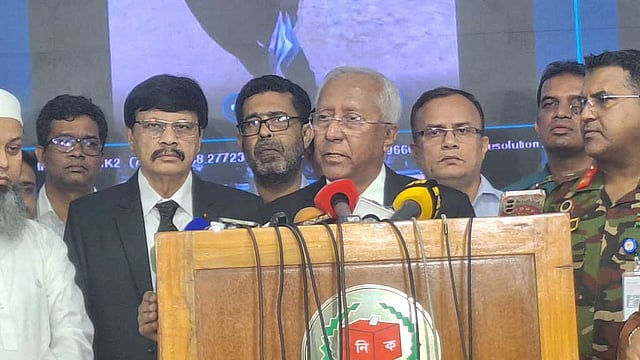 ঠাকুরগাঁও-১ উপনির্বাচন উৎসবমুখর পরিবেশে হয়েছে: ইসি সচিব